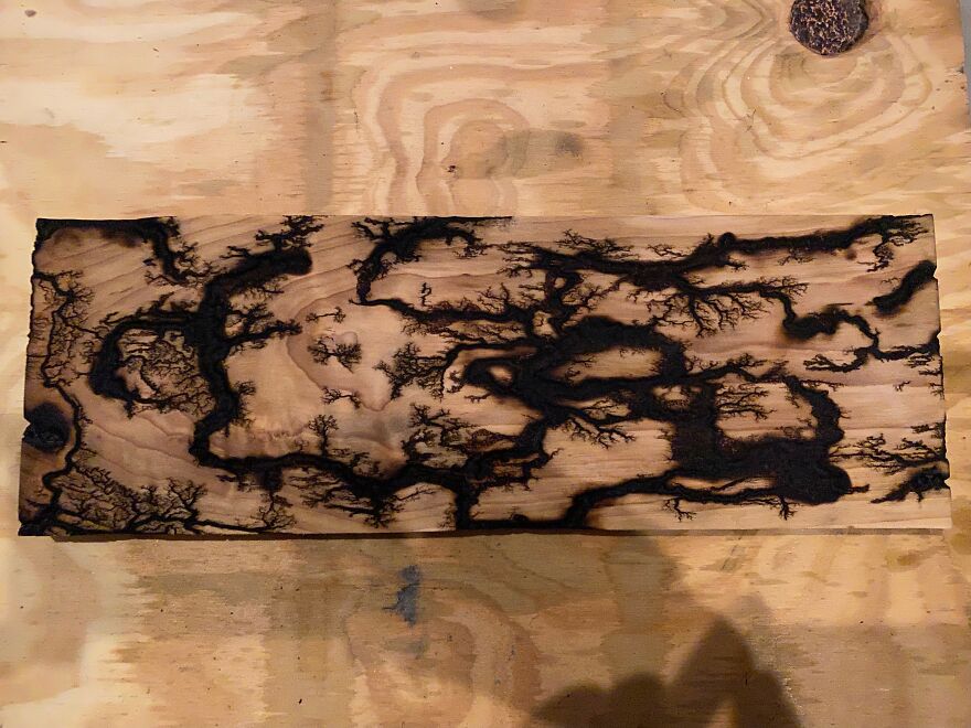 Capturing And Displaying The Beauty Of High Voltage Electricity Using A Homemade Lichenburg Machine. Capturing And Displaying The Beauty Of High Voltage Electricity Using A Homemade Lichenburg Machine.