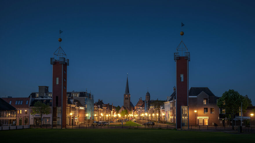 Seeing Stars, We Switched Off The City Lights To See The Stars In Your Own Street! Seeing Stars, We Switched Off The City Lights To See The Stars In Your Own Street!