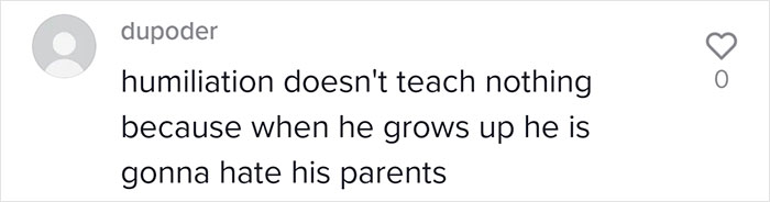 Parents Spark Debate After Making Their Son Stand Outdoors With A Sign ‘I Am A Bully’ As A Punishment Parents Spark Debate After Making Their Son Stand Outdoors With A Sign ‘I Am A Bully’ As A Punishment