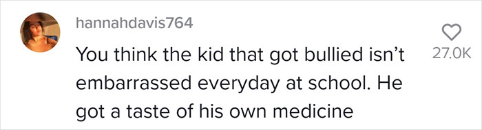 Parents Spark Debate After Making Their Son Stand Outdoors With A Sign ‘I Am A Bully’ As A Punishment Parents Spark Debate After Making Their Son Stand Outdoors With A Sign ‘I Am A Bully’ As A Punishment