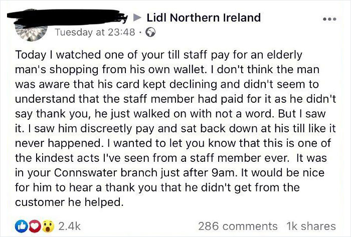 Cashier Pays For An Elderly Mans Groceries Who Doesn’t Even Realise