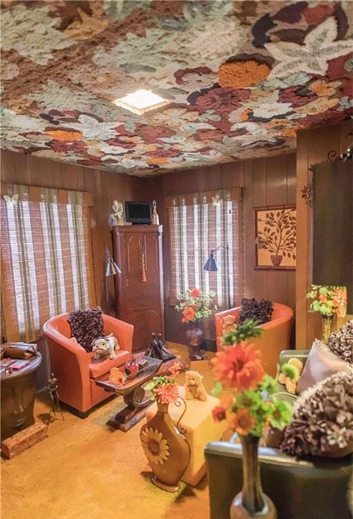 This Instagram Account Collects Terrible Real Estate Pics, And Here's 40 Of The Worst Ones (New Pics)