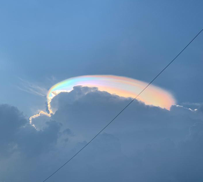 Spotted A Rainbow Cloud From My Balcony. Not As Beautiful As Aurora But Pretty Rare To See Such Phenomena In India