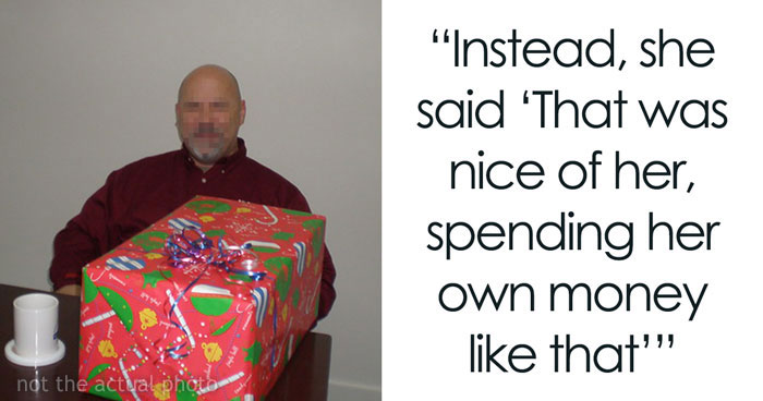 Folks Online Share Similar Stories After Guy Tells How He Understood His ‘Cheap’ $15 Company Christmas Gifts Were Actually Bought By Manager