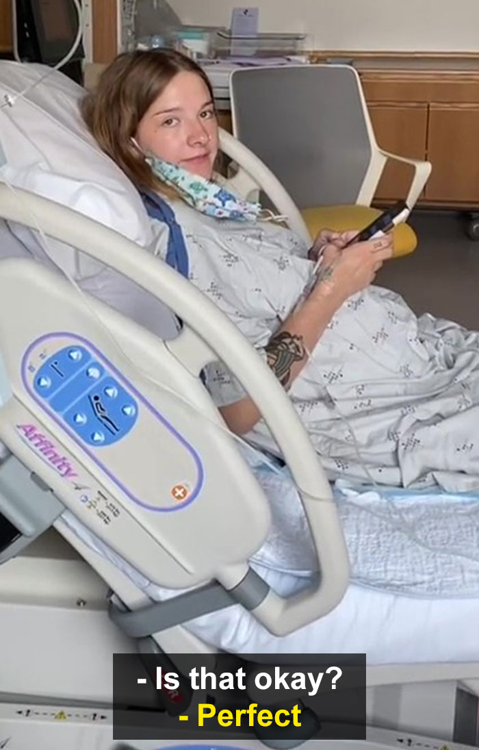 Woman Agonizing Over How To Tell Her Boss She Can’t Come To Work Because She’s In The Hospital Giving Birth Goes Viral With 5M Views Woman Agonizing Over How To Tell Her Boss She Can’t Come To Work Because She’s In The Hospital Giving Birth Goes Viral With 5M Views