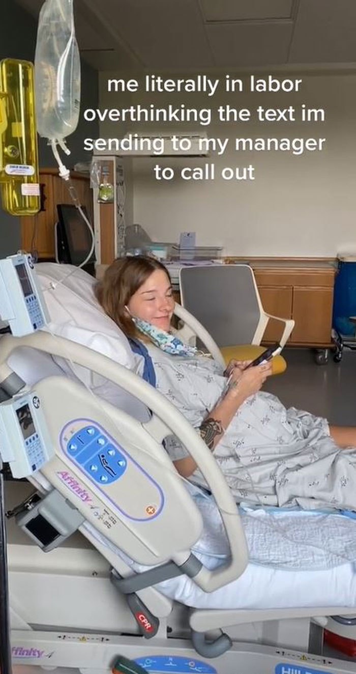 Woman Agonizing Over How To Tell Her Boss She Can’t Come To Work Because She’s In The Hospital Giving Birth Goes Viral With 5M Views Woman Agonizing Over How To Tell Her Boss She Can’t Come To Work Because She’s In The Hospital Giving Birth Goes Viral With 5M Views