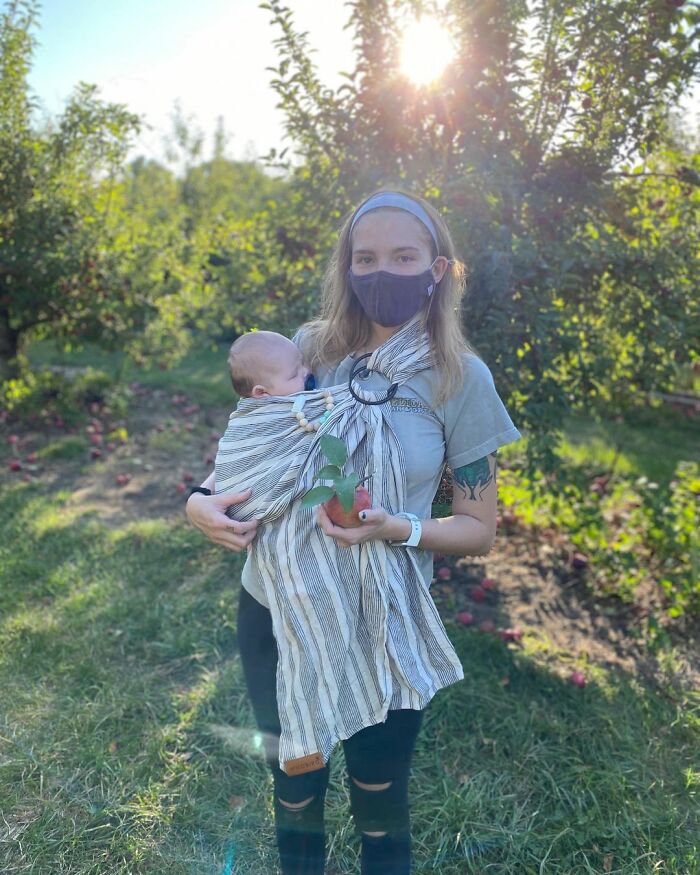 Woman Agonizing Over How To Tell Her Boss She Can’t Come To Work Because She’s In The Hospital Giving Birth Goes Viral With 5M Views Woman Agonizing Over How To Tell Her Boss She Can’t Come To Work Because She’s In The Hospital Giving Birth Goes Viral With 5M Views