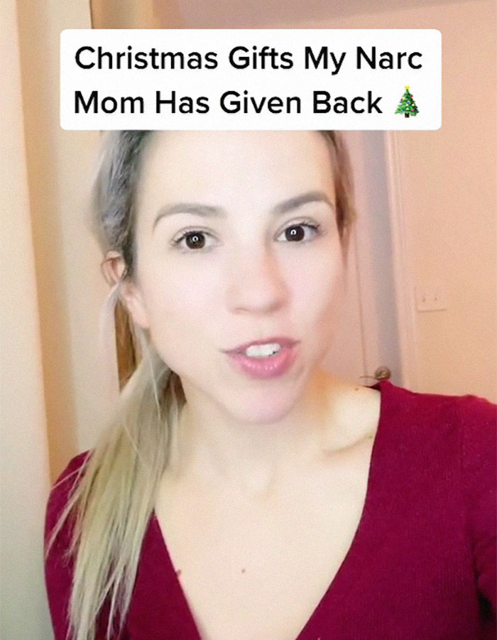 Daughter Of Narcissistic And Toxic Mother Shares What Christmas Gifts She's Returned Over The Years Daughter Of Narcissistic And Toxic Mother Shares What Christmas Gifts She's Returned Over The Years