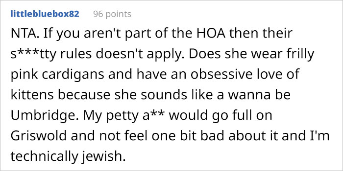 HOA Tries To Impose Christmas Light Rules On This Guy Who Doesn’t Belong To The Association, He Isn’t Putting Up With It HOA Tries To Impose Christmas Light Rules On This Guy Who Doesn’t Belong To The Association, He Isn’t Putting Up With It