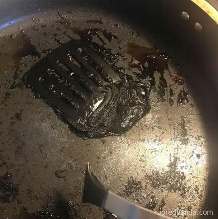 We Have No Idea How To Handle Cooking