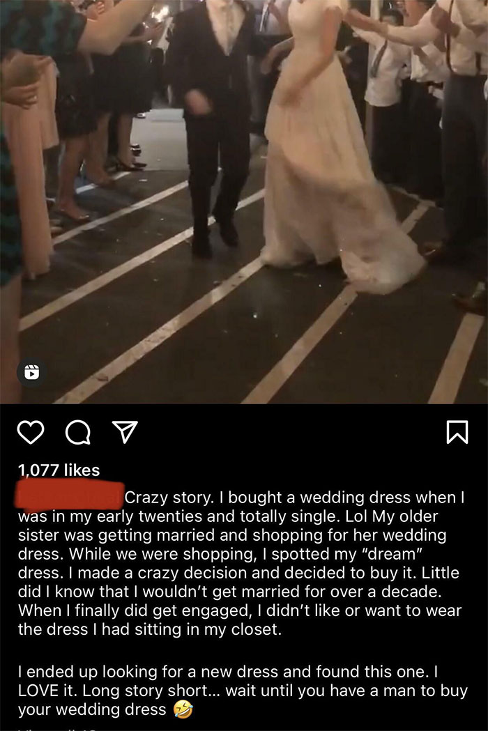Fundamentalist “Influencer” Buys Wedding Dress At Her Sister’s Appointment