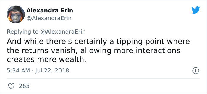 “Top-Heavy Capitalism Will Collapse Under Its Own Weight”: Woman Online Devotedly Explains The Dark Side Of The Free Market Theory “Top-Heavy Capitalism Will Collapse Under Its Own Weight”: Woman Online Devotedly Explains The Dark Side Of The Free Market Theory