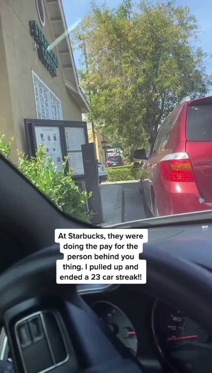 This Guy Balks After He’s Expected To Pay $46 Starbucks Bill For Car Behind Him To Continue “Pay It Forward” Streak