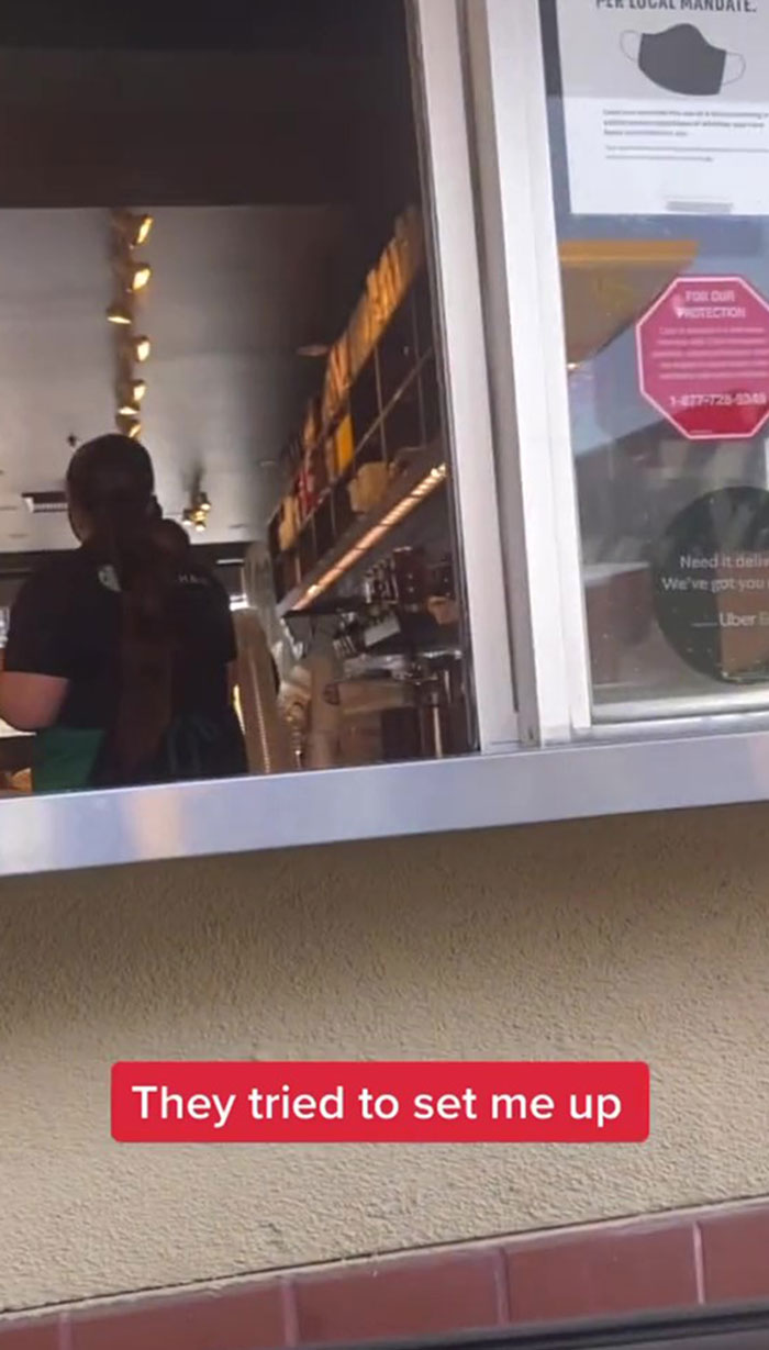 This Guy Balks After He’s Expected To Pay $46 Starbucks Bill For Car Behind Him To Continue “Pay It Forward” Streak