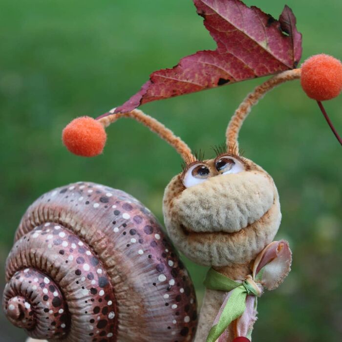 Russian Artist Makes Felt Toys You'd Definitely Want One