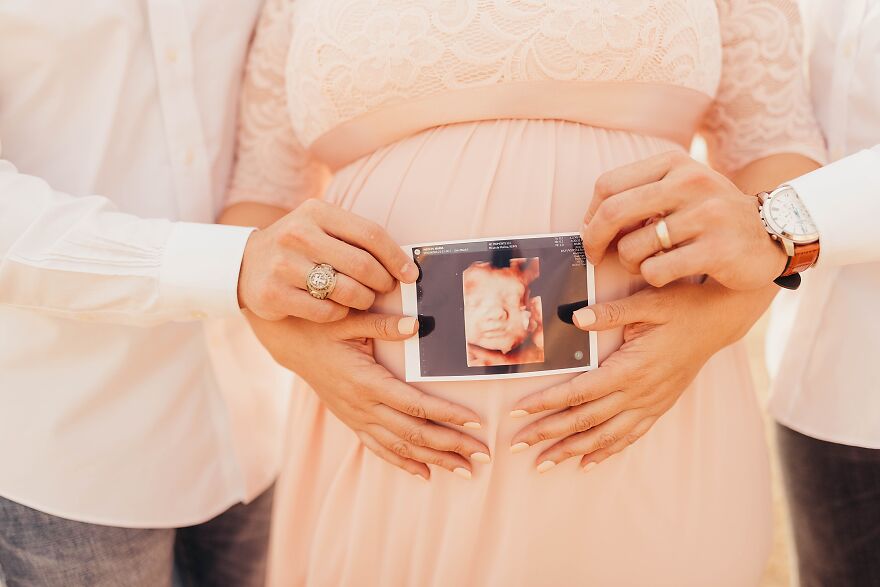 Sister Becomes A Surrogate And Gives Her Brother And His Husband The Best Gift Of All Sister Becomes A Surrogate And Gives Her Brother And His Husband The Best Gift Of All