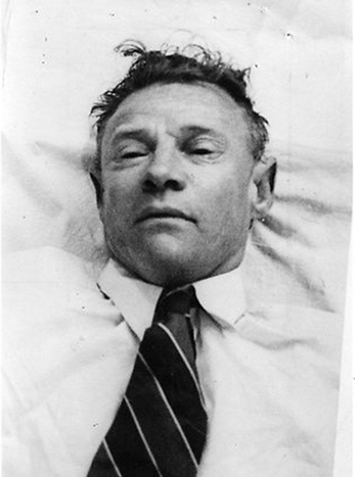 Tamam Shud, Or Somerton Man. Just Really Bizarre And Creepy, It's Got An X-Files Vibe To It