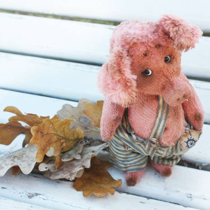 Russian Artist Makes Felt Toys You'd Definitely Want One