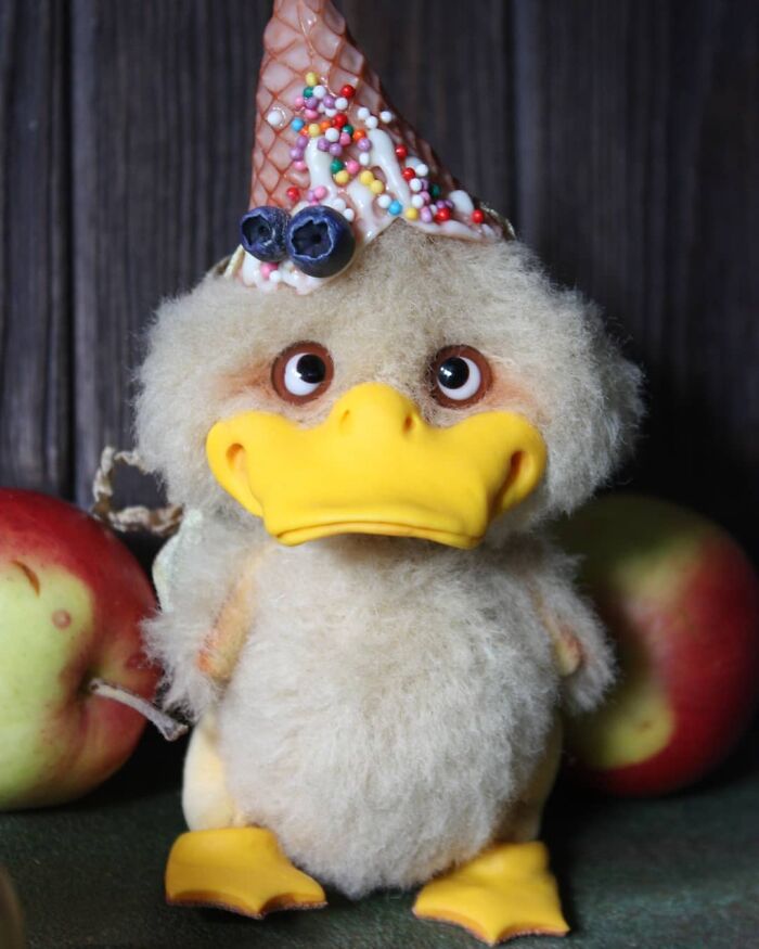 Russian Artist Makes Felt Toys You'd Definitely Want One