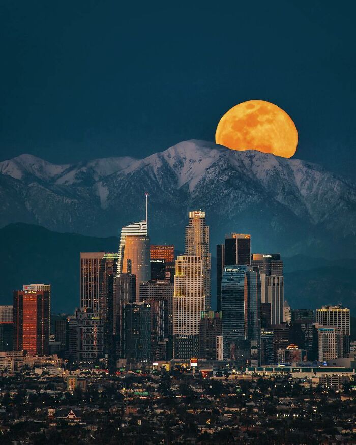 Moonset Over Los Angeles