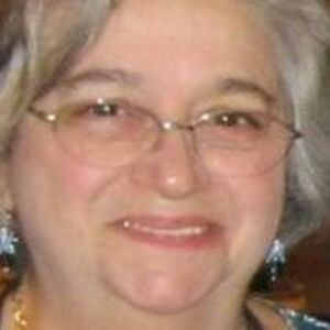 betty_manoulian avatar