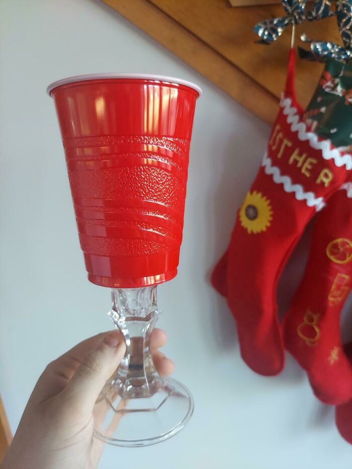 Red Solo Wine Glass