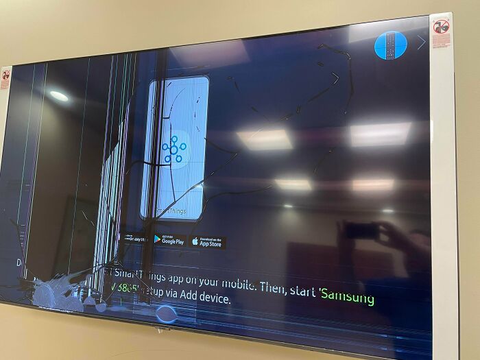 My Boss Announced I Had A TV To Mount In The Conference Room. Looks Like We Got Peak 2021 Shipping & Handling Service. Do You Think They'll Notice The Dead Pixels?