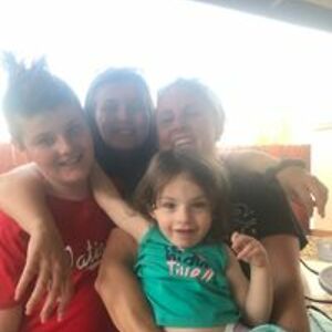 mary_ferdinand79 avatar