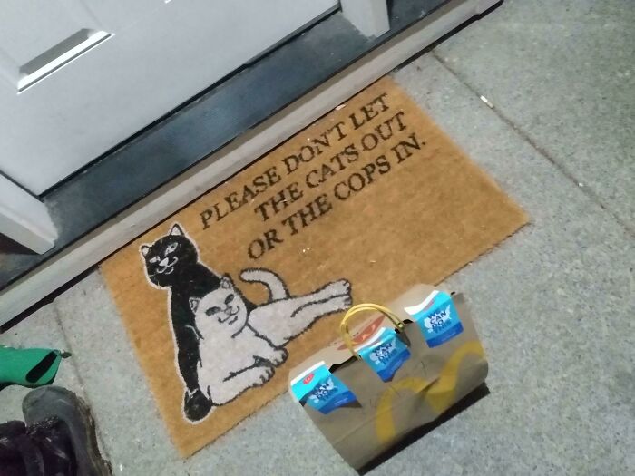Best Door Mat Of All Time. Definitely Made My Night And She Tipped 👍