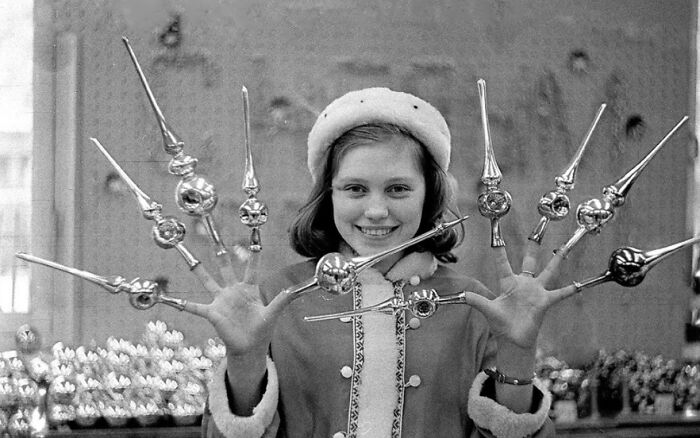 Sale Of New Year Tree Decorations At "Detsky Mir" Store. Photo By Pyotr Nosov, Moscow, USSR, December 1967