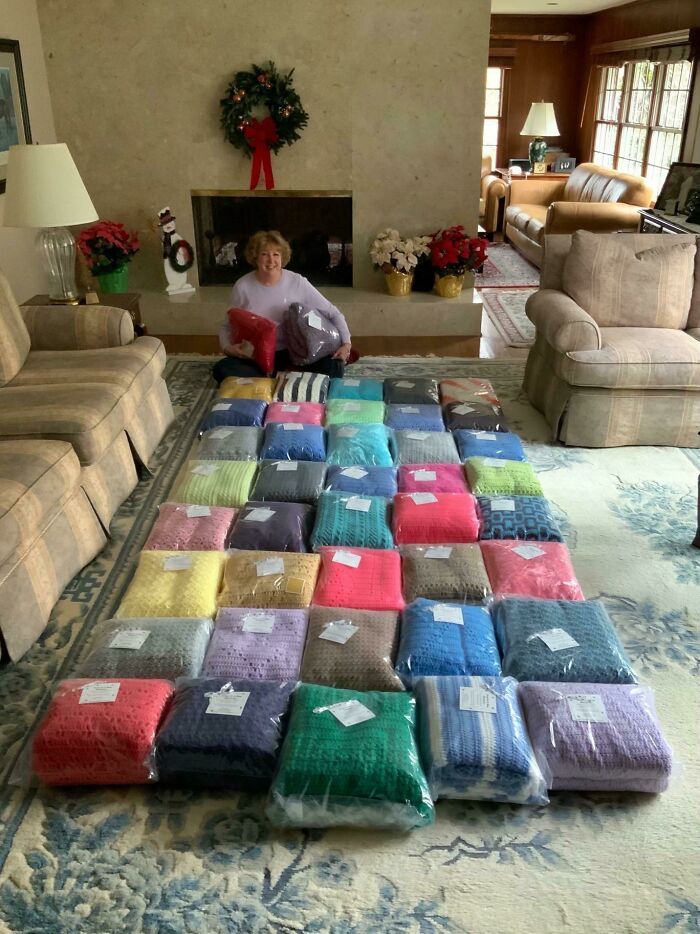 My Mom Crochets And Donated 42 Blankets To Sick Children This Year