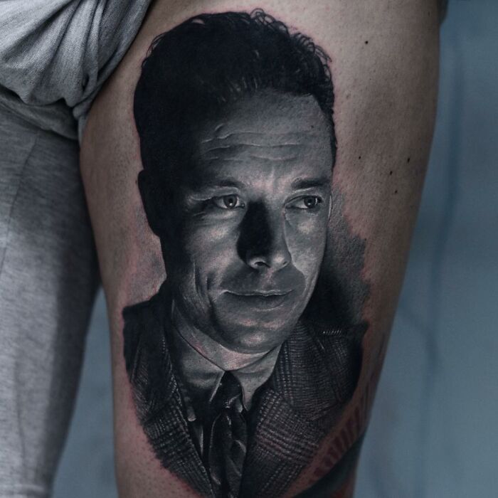 Artist Gets Tattoos That Look Like They've Been Imprinted On The Skin