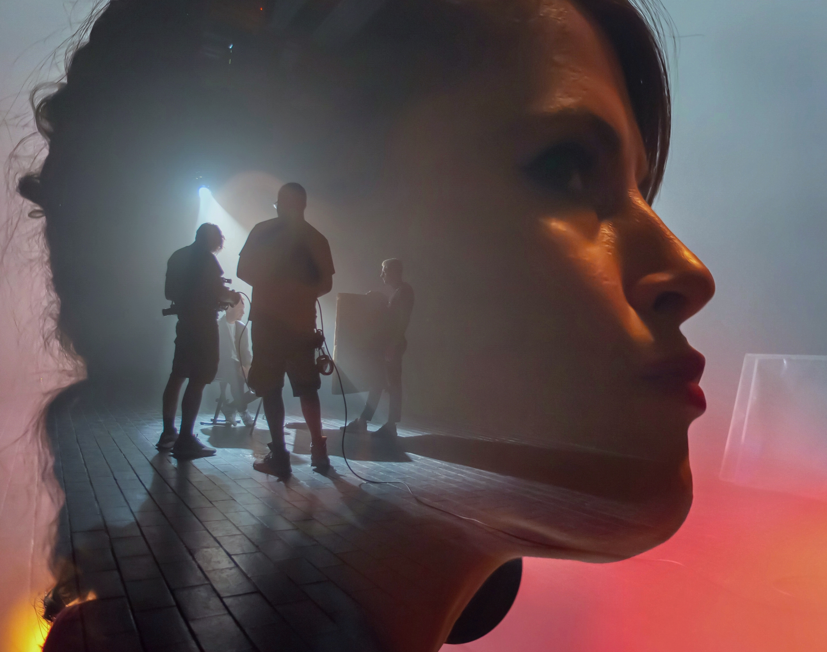 Behind The Scenes, Multi Exposure.