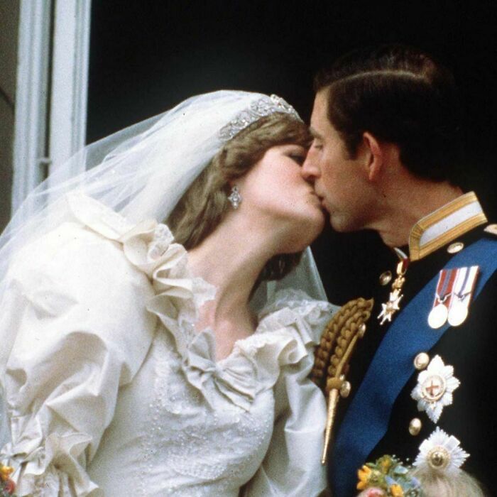 On This Wednesday, July 29 In 1981, Lady Diana Spencer Placed The Royal Crown On Her Head For The First Time. Prince Charles And Lady Diana Exchanged Their Vows In The Presence Of Queen Elizabeth II, And A Global TV Audience Of Over 750 Million People. A Total Of 27 Cakes Were Crafted For The Wedding. A Slice Of Which Was Auctioned Off In 2018 For $1,200. The Young Couple Vowed Themselves To Each Other For Better Or For Worse However, Destiny Had Something Else In Mind. Mutual Affairs Pushed The Couple’s Rocky Marriage Over The Edge. Ultimately, The Wedding Cake Lasted Longer Than The Marriage.
