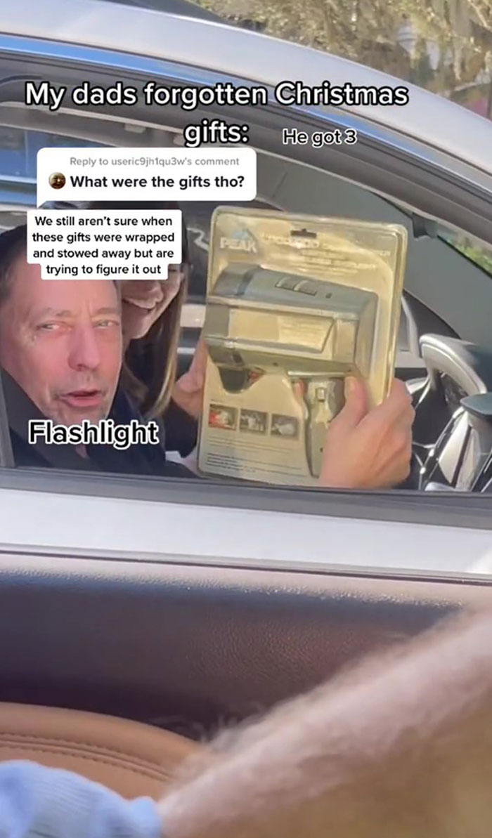 Family Finds A Box Full Of Old, Wrapped Christmas Presents In Late Grandparents’ Attic Family Finds A Box Full Of Old, Wrapped Christmas Presents In Late Grandparents’ Attic