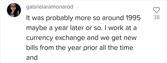 Family Finds A Box Full Of Old, Wrapped Christmas Presents In Late Grandparents’ Attic Family Finds A Box Full Of Old, Wrapped Christmas Presents In Late Grandparents’ Attic
