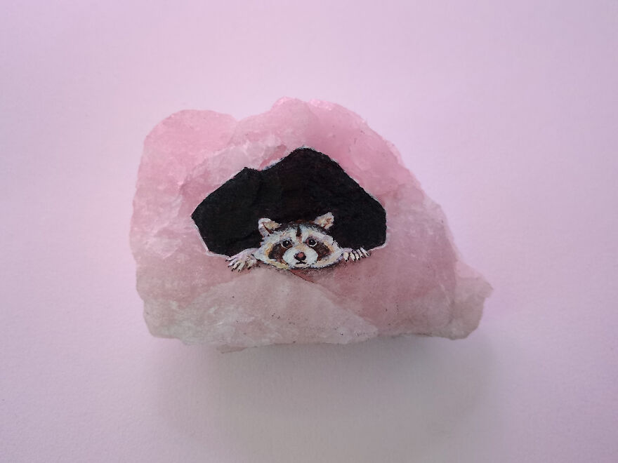 Painting An Animals On Rose Quartz