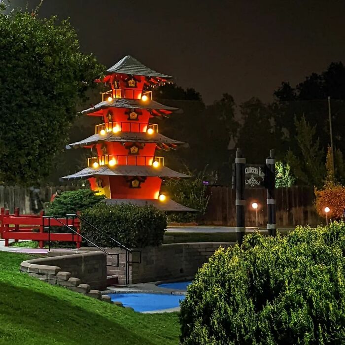 Photographer Captures Incredible Images Of San Francisco's Unique Way Of Life