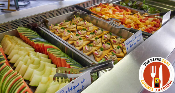 Plats-self-cantine-scolaire_full-61e04e088912f.jpg