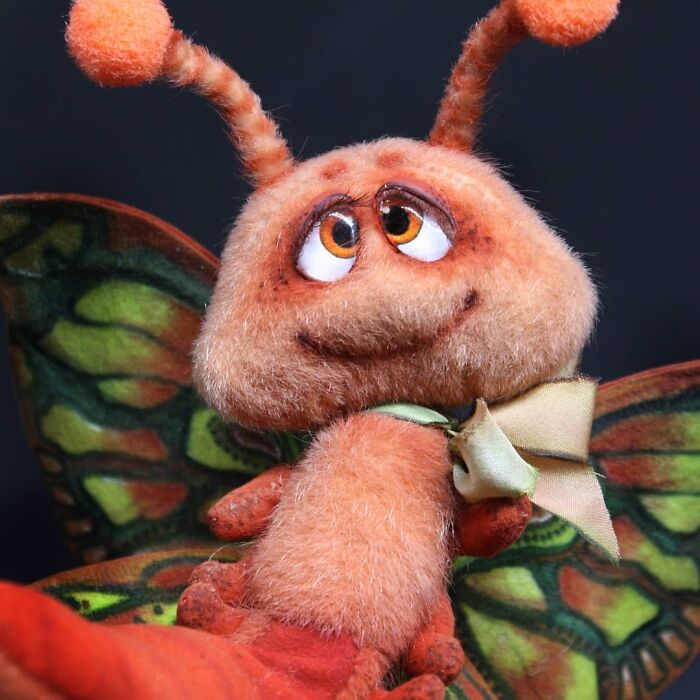 Russian Artist Makes Felt Toys You'd Definitely Want One