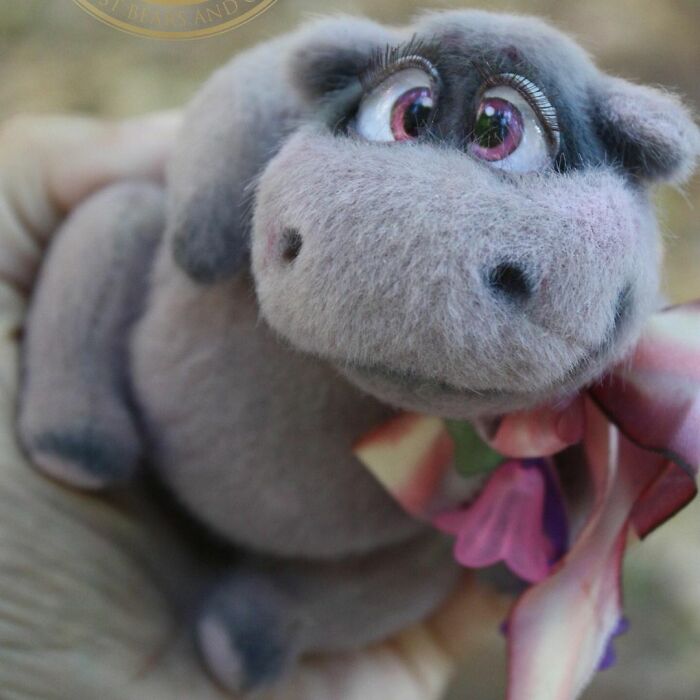 Russian Artist Makes Felt Toys You'd Definitely Want One