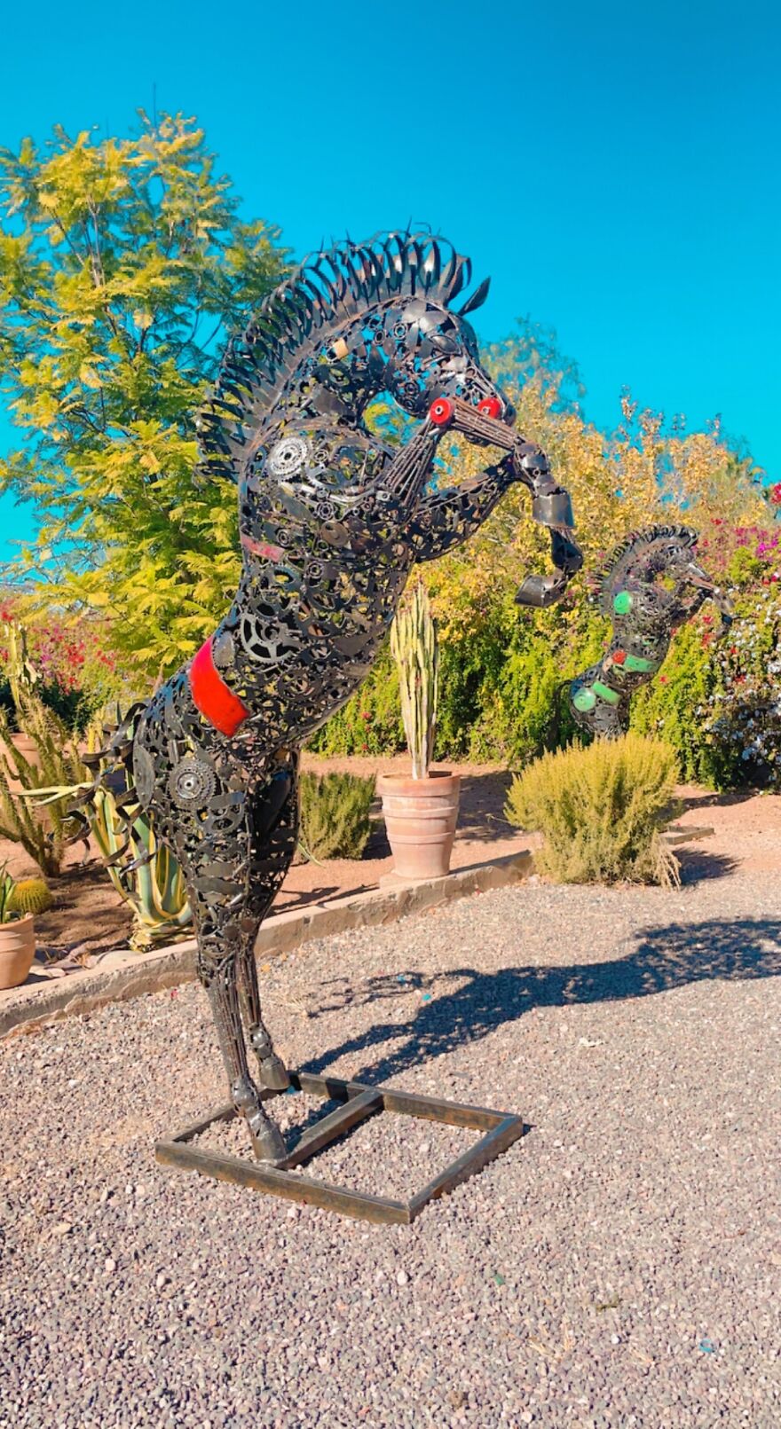 Sculptures By Hassan Laamirat In Recycled Metal, Scrap Metal, Metal Upcycling (5 Pics) Sculptures By Hassan Laamirat In Recycled Metal, Scrap Metal, Metal Upcycling (5 Pics)