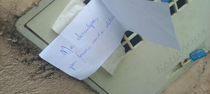 Woman Asked For Help On Social Media After Finding Abandoned Dog With A Note “I’m Sorry, Please Take Care Of Her” Woman Asked For Help On Social Media After Finding Abandoned Dog With A Note “I’m Sorry, Please Take Care Of Her”