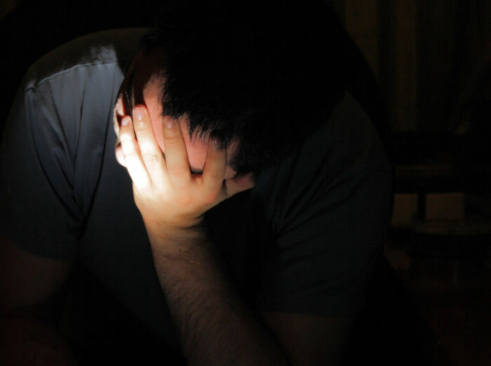 Worker Shares Email Which Says They Might Be Fired For Discussing Colleague's Passing, And It Goes Viral Worker Shares Email Which Says They Might Be Fired For Discussing Colleague's Passing, And It Goes Viral