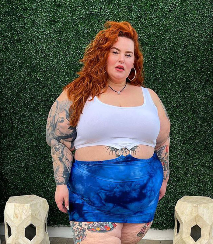 Stranger In Doctor's Waiting Room Can't Keep Her Opinion To Herself, Fat-Shames A Famous Model, Gets Shut Down
