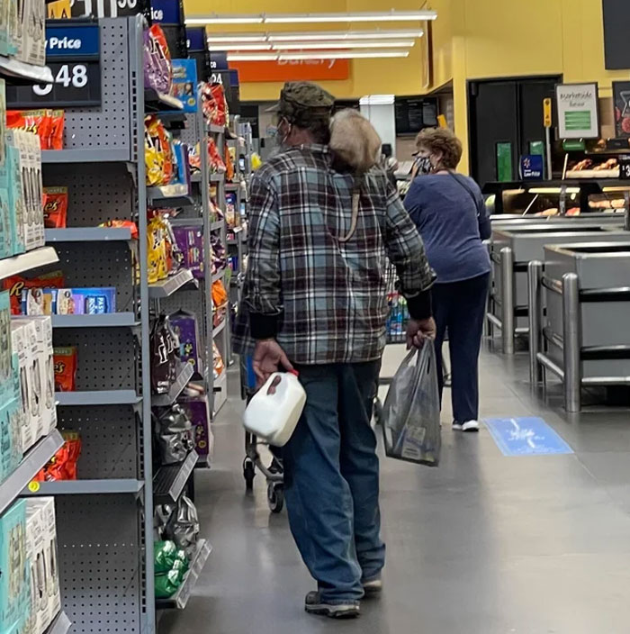 Shopping In An Nc Walmart Right Now And This Man Has A Live Possum On His Shoulder