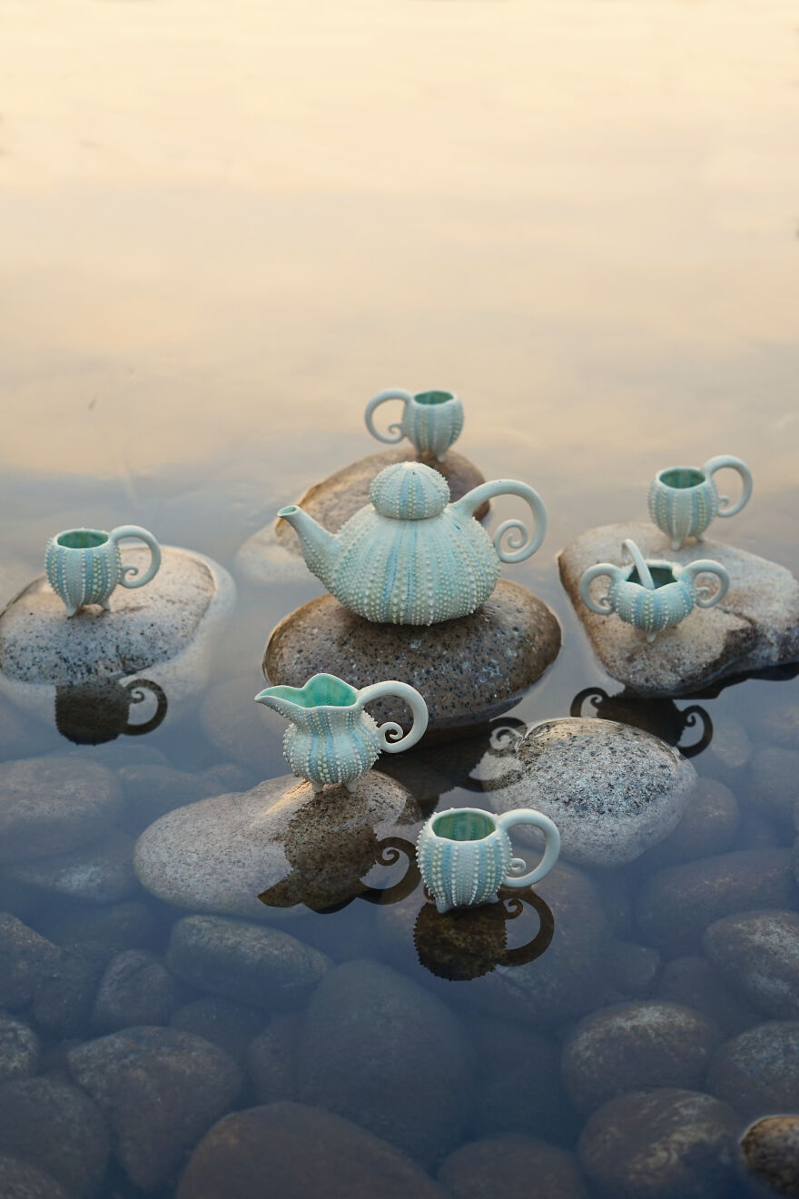 I love the serenity of this sea urchin-inspired tea set