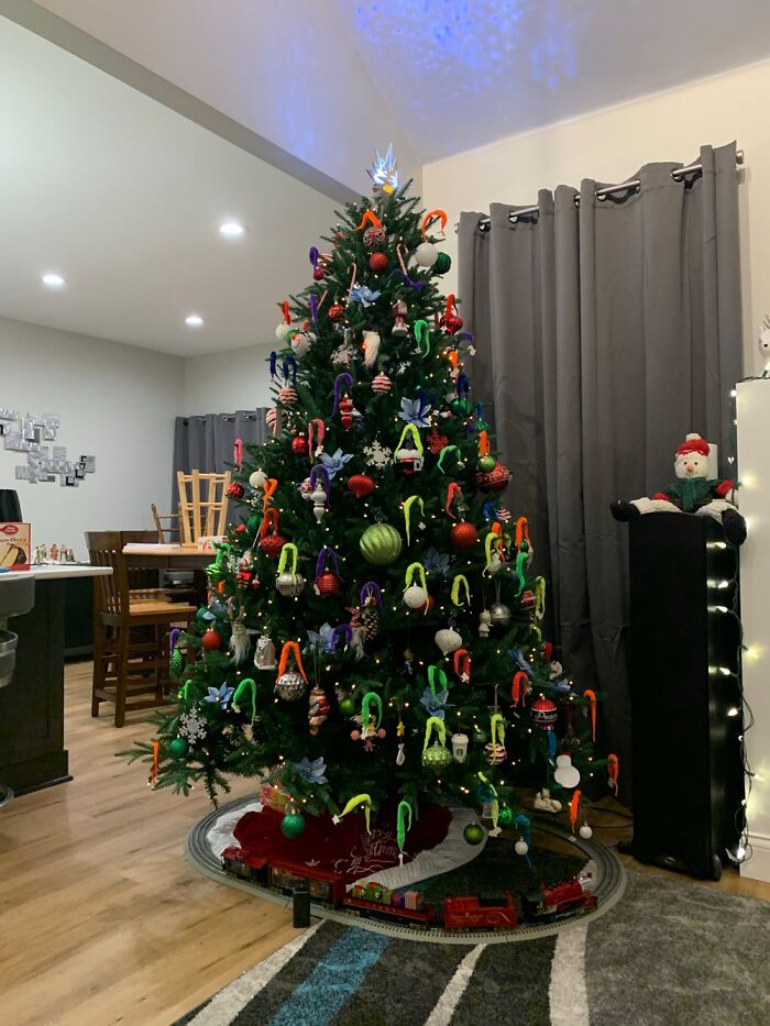 From A Few Years Ago, I Put Squirrels All Over The Tree >:)