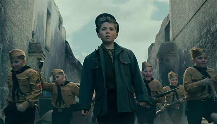 In Jojo Rabbit (2019) All The Clones Are Played By Gibly Griffin Davis And Hardy Griffin Davis, Twin Brothers Of Jojo Actor Roman Griffin Davis