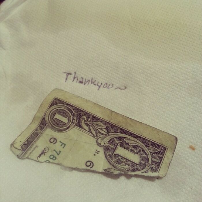  My Friend Found This On The Ground And Wanted To Leave It As A Tip, So She Did This 